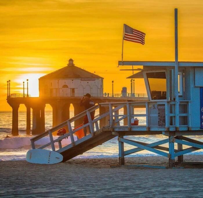 Brand New Ocean-View Beach Home Steps To The Sand! Мангеттен-Біч Екстер'єр фото